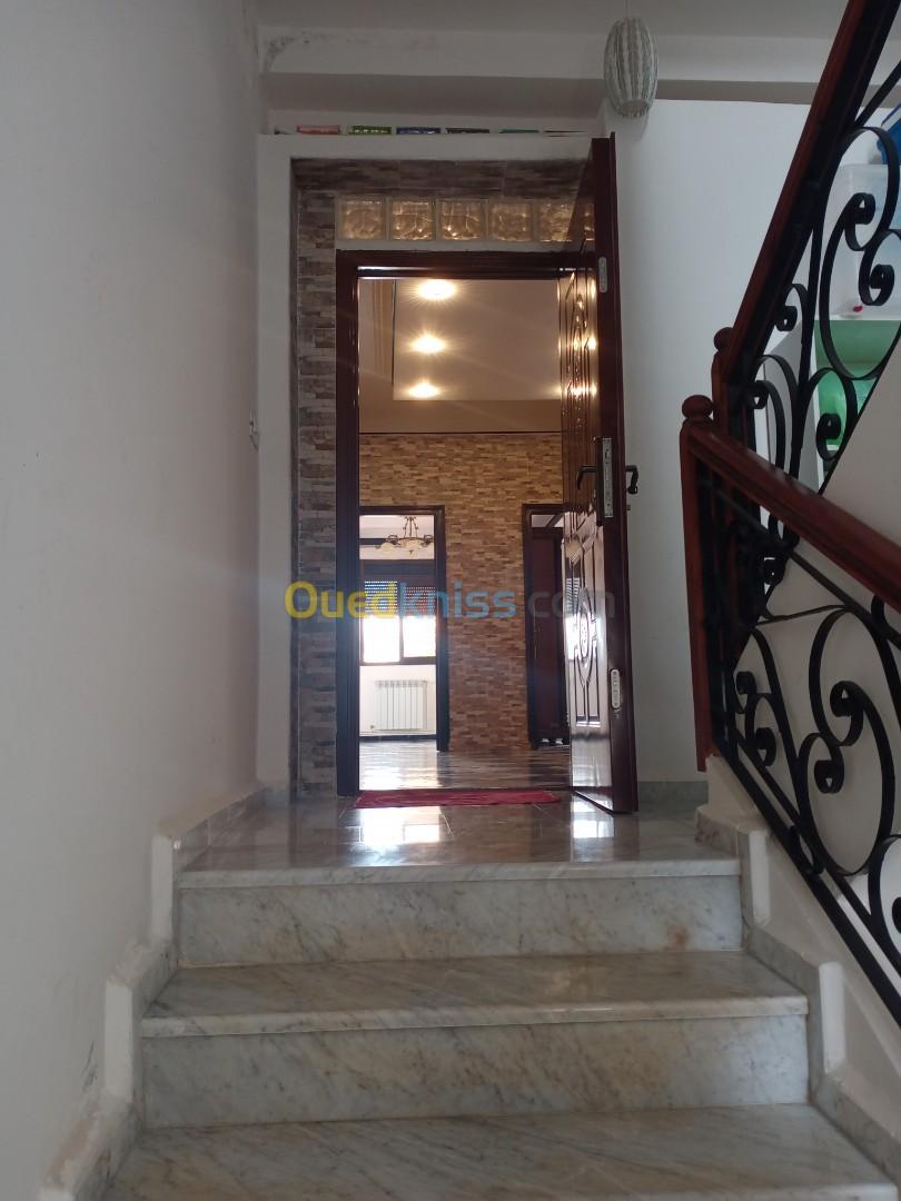 Location Niveau De Villa F5 Alger Bouzareah