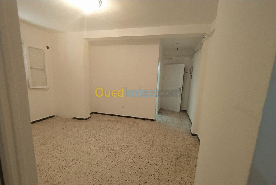 Location Appartement F2 Annaba Annaba