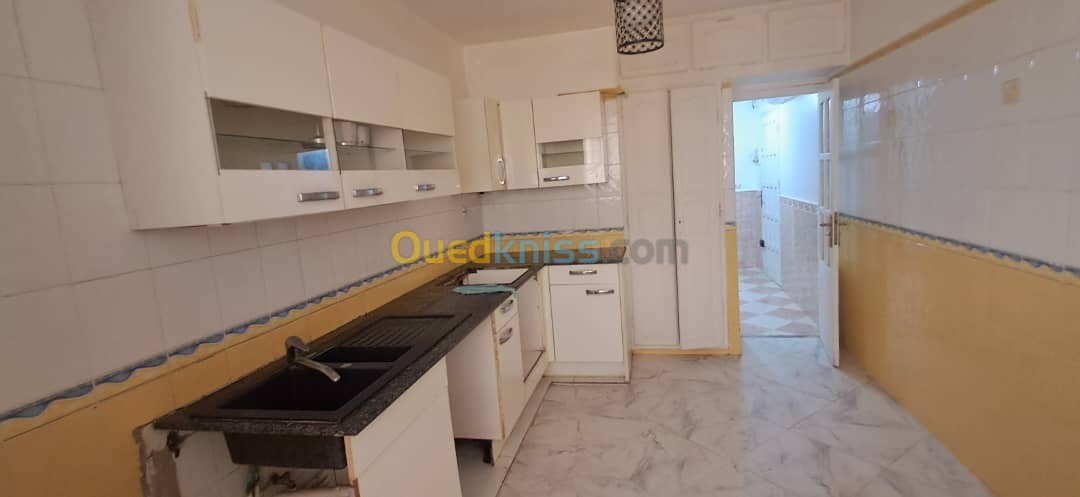 Vente Appartement F5 Annaba Annaba