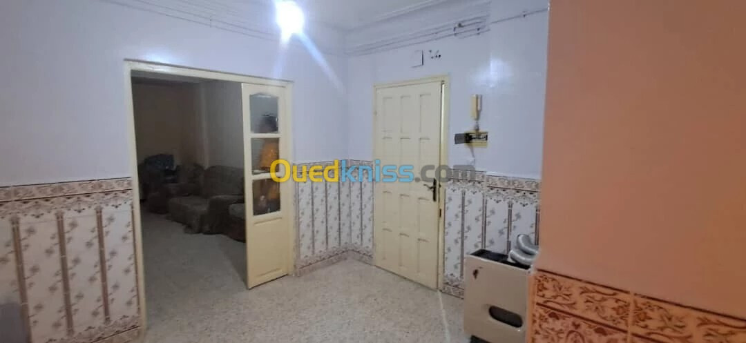 Location Appartement F3 Annaba Annaba