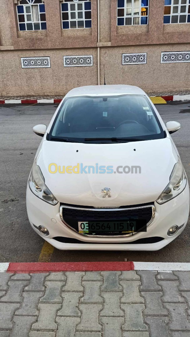 Peugeot 208 2015 Access