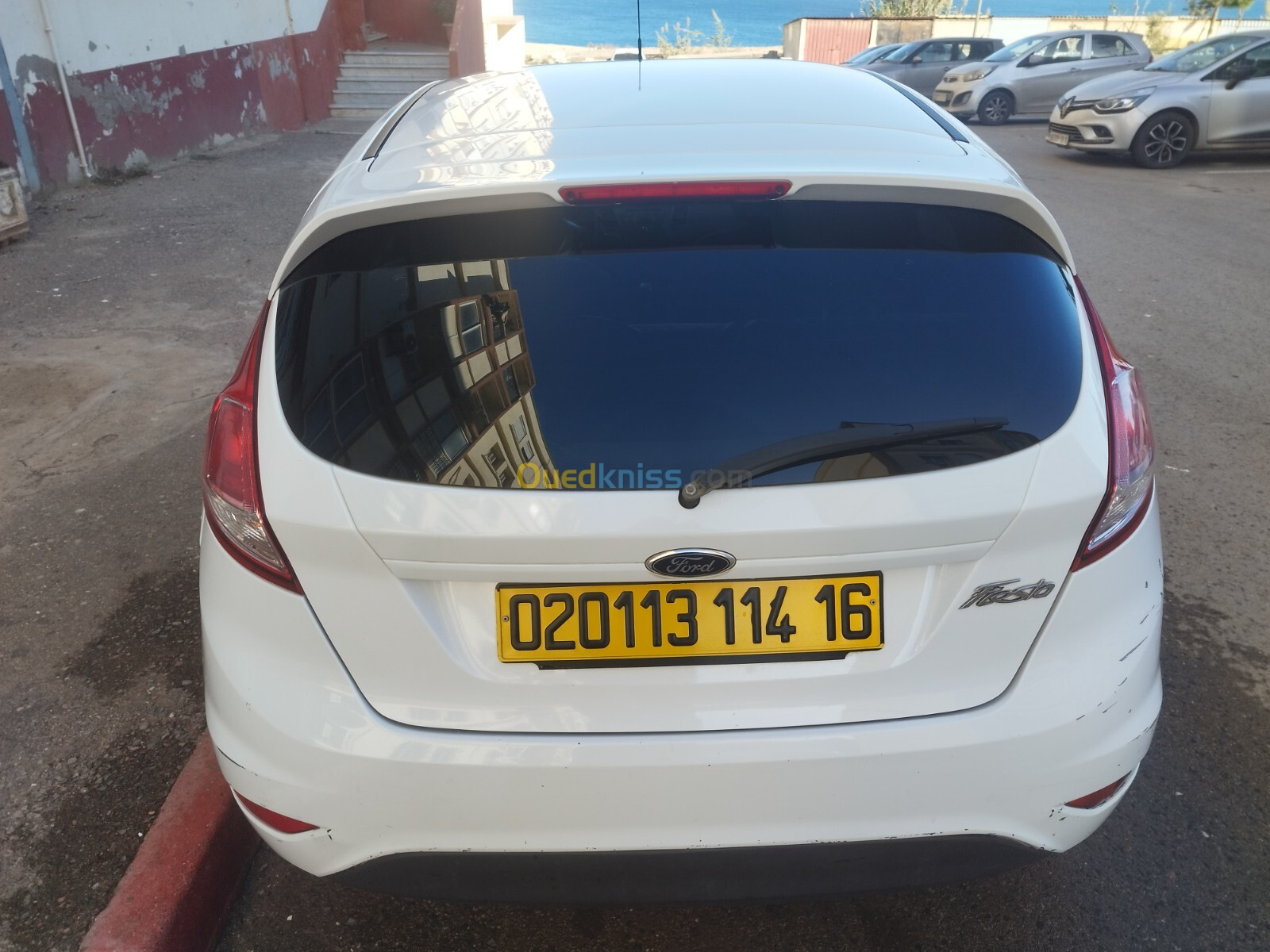 Ford Fiesta 2014 essence+ clim+ vitres electriques avant+ABS+airbag