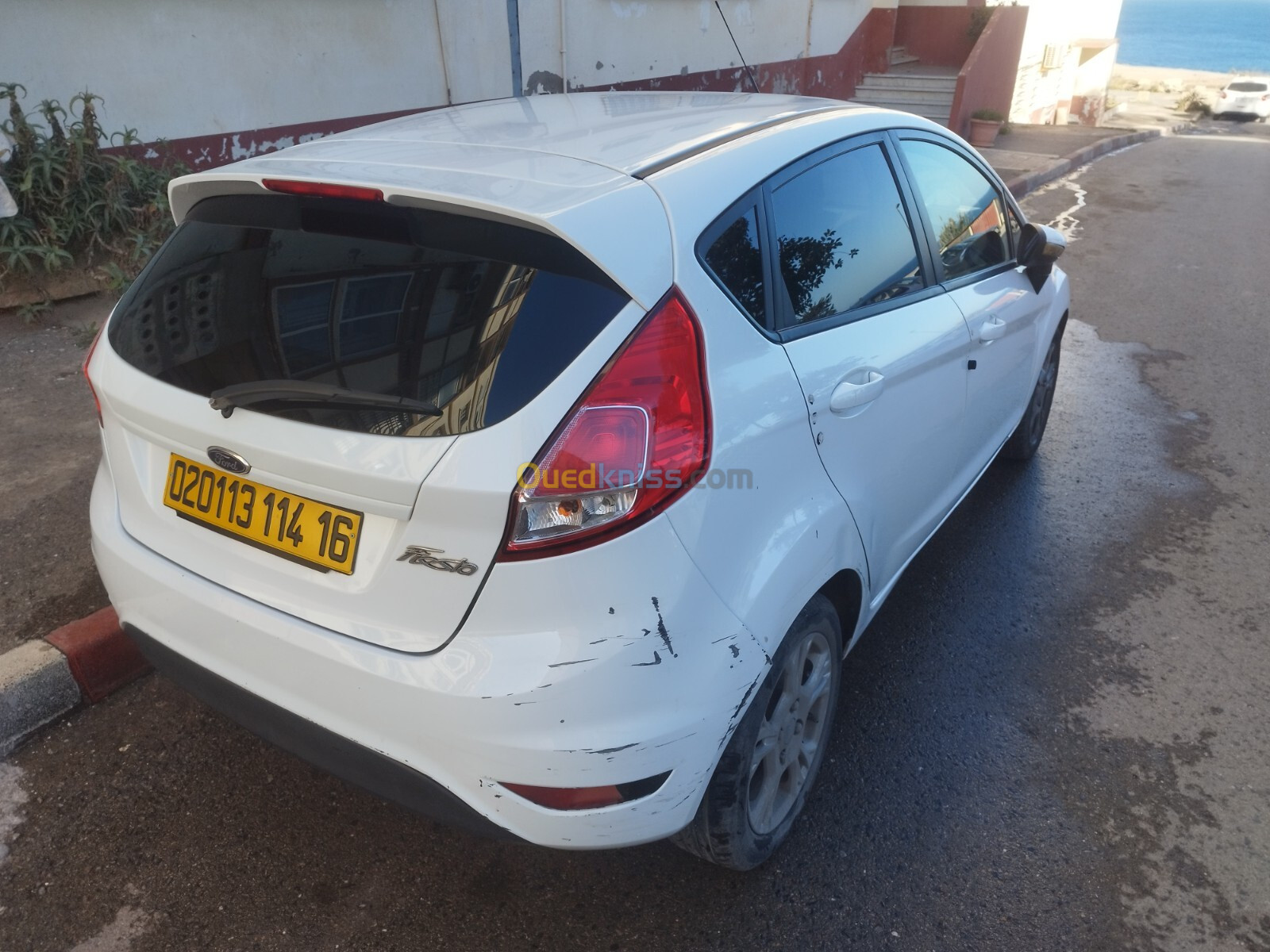 Ford Fiesta 2014 essence+ clim+ vitres electriques avant+ABS+airbag