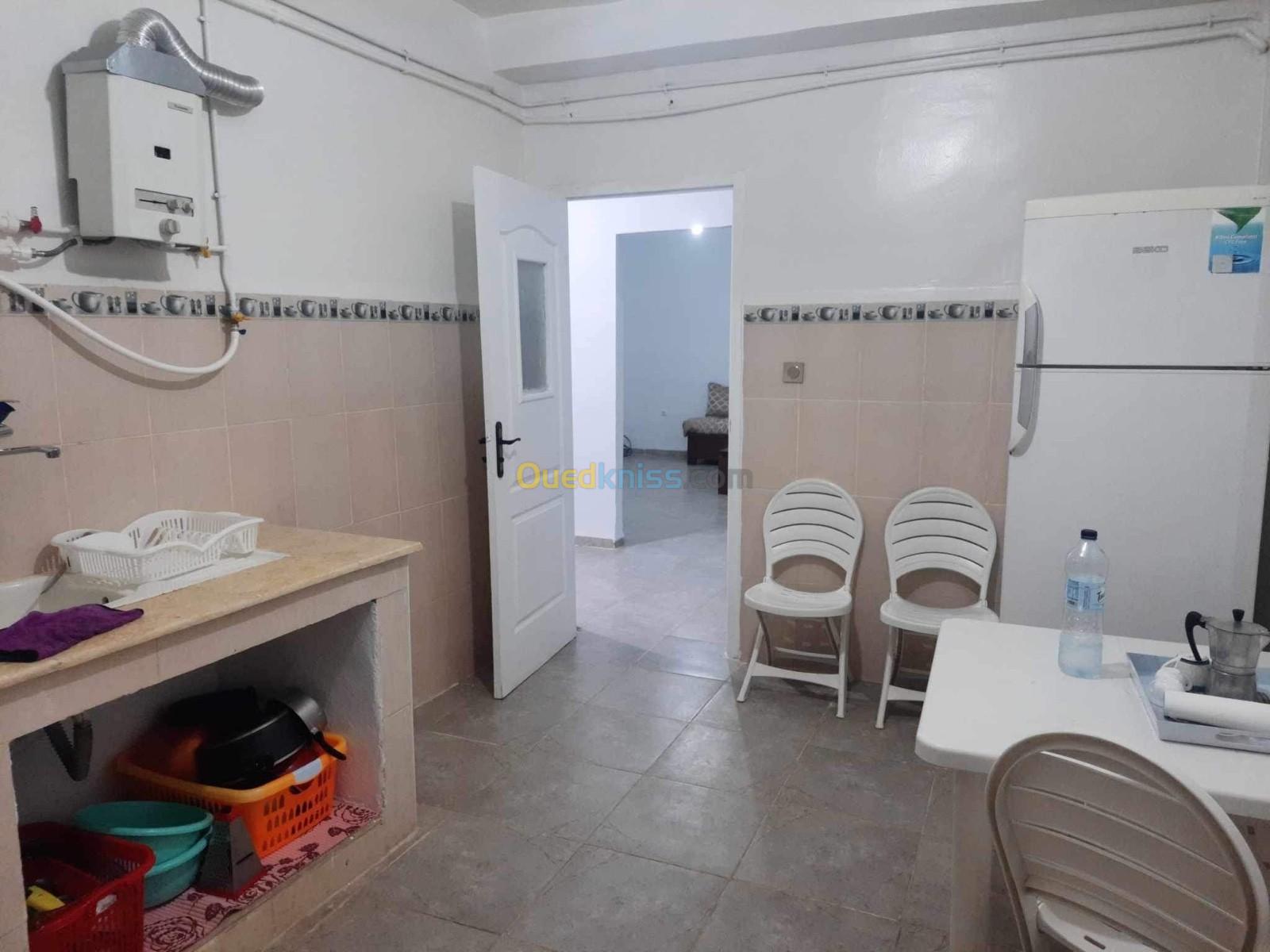 Location vacances Appartement F3 Tipaza Nador