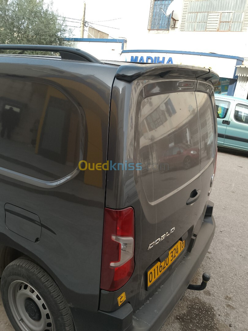 Fiat Doblo 2024 Italie