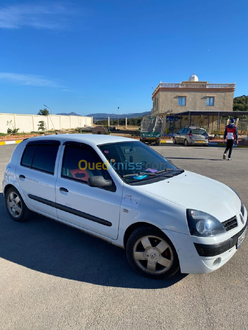 Renault Clio 2 2004 Extreme