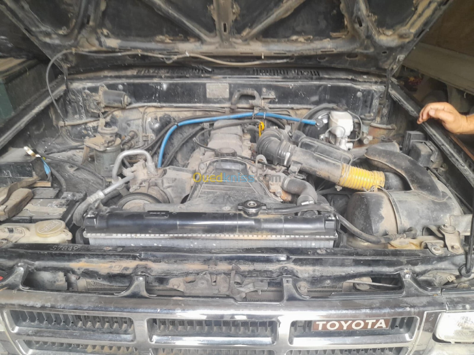 Moteur TOYOTA HILUX 2.4 D