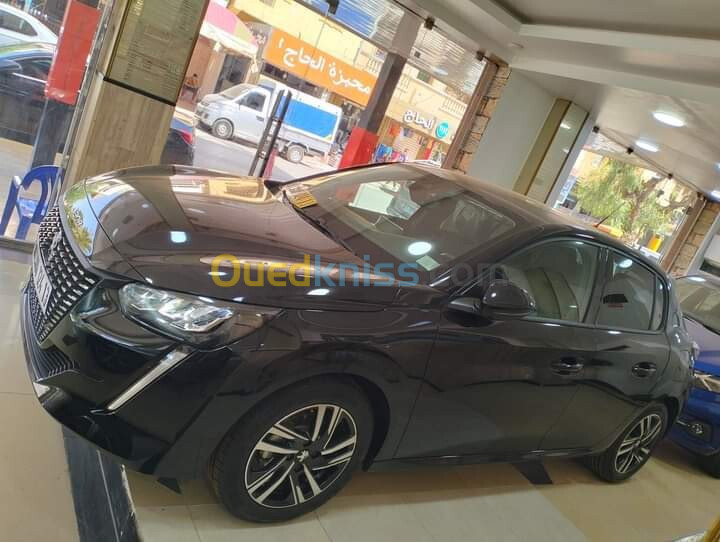 Peugeot 208 2024 Alur