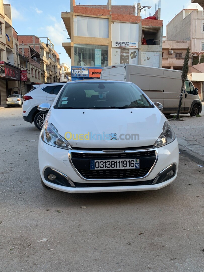 Peugeot 208 2019 Allure Facelift