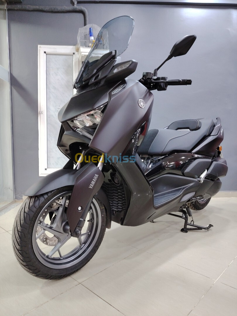 YAMAHA Xmax 300 Tech Max 2024