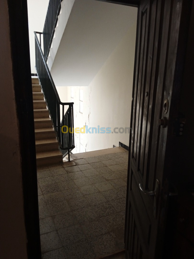 Vente Appartement F4 Alger Bouzareah