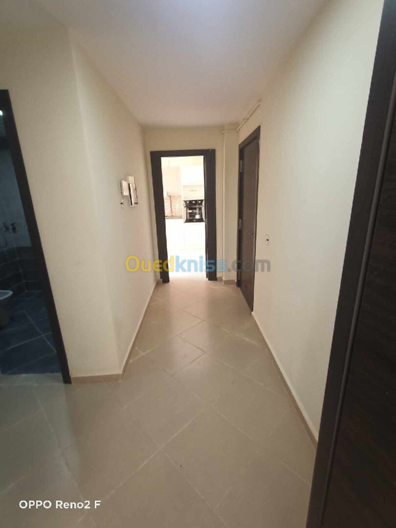 Location Appartement F5 Chlef Chlef