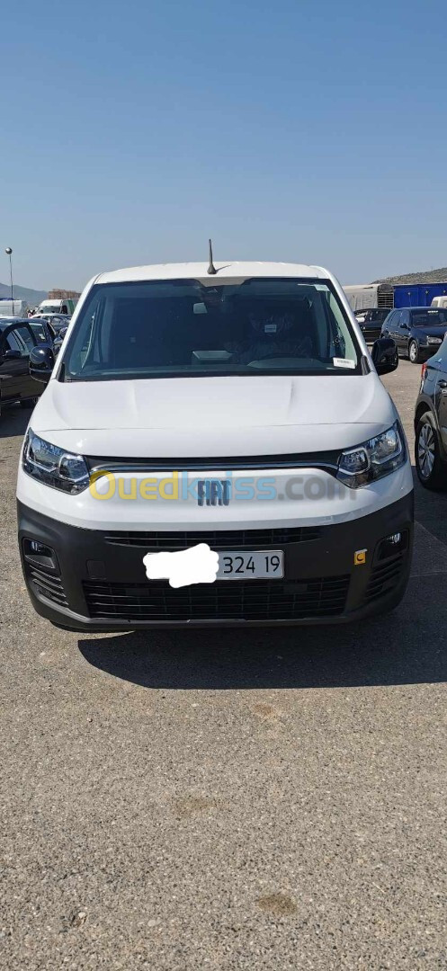 Fiat Doblo italien 2024 