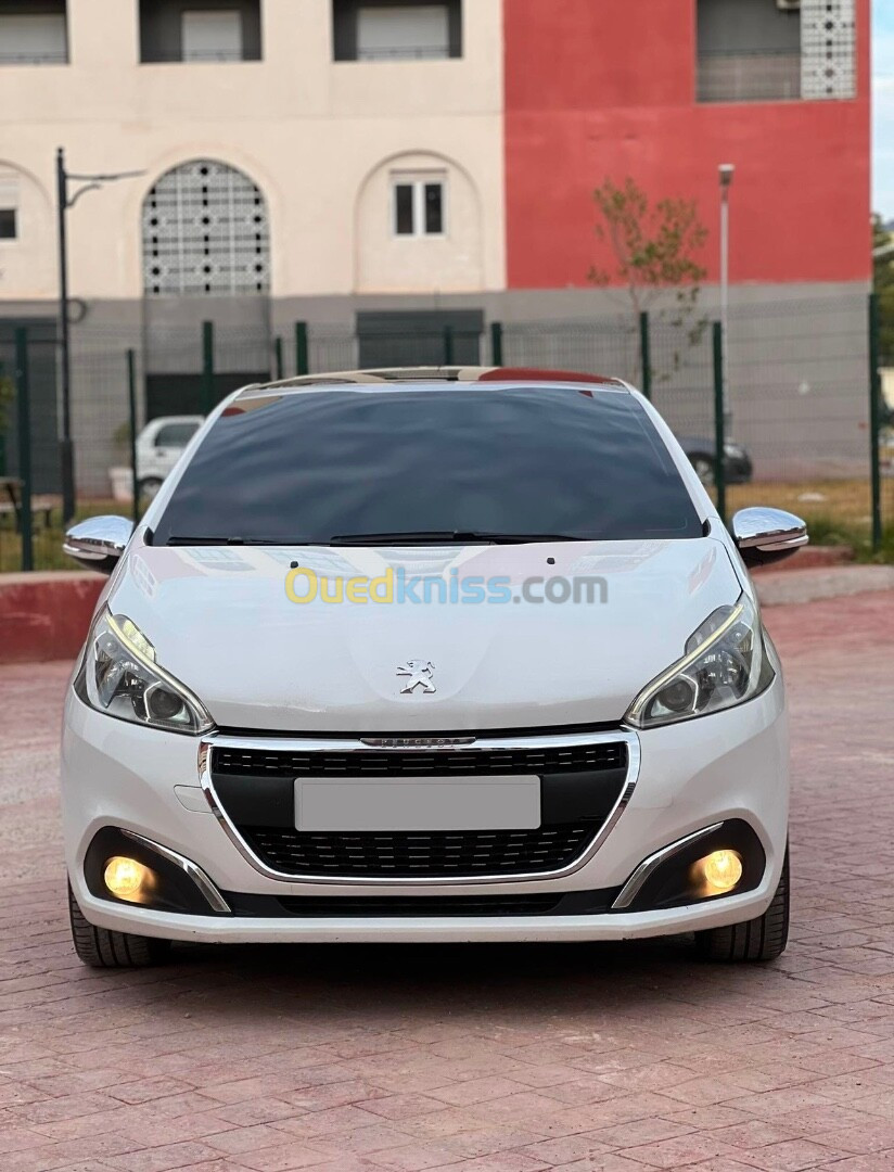 Peugeot 208 2016 Allure Facelift