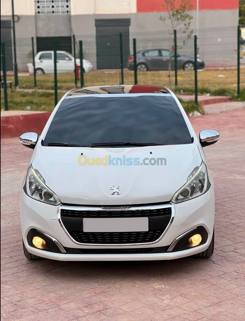 Peugeot 208 2016 Allure Facelift