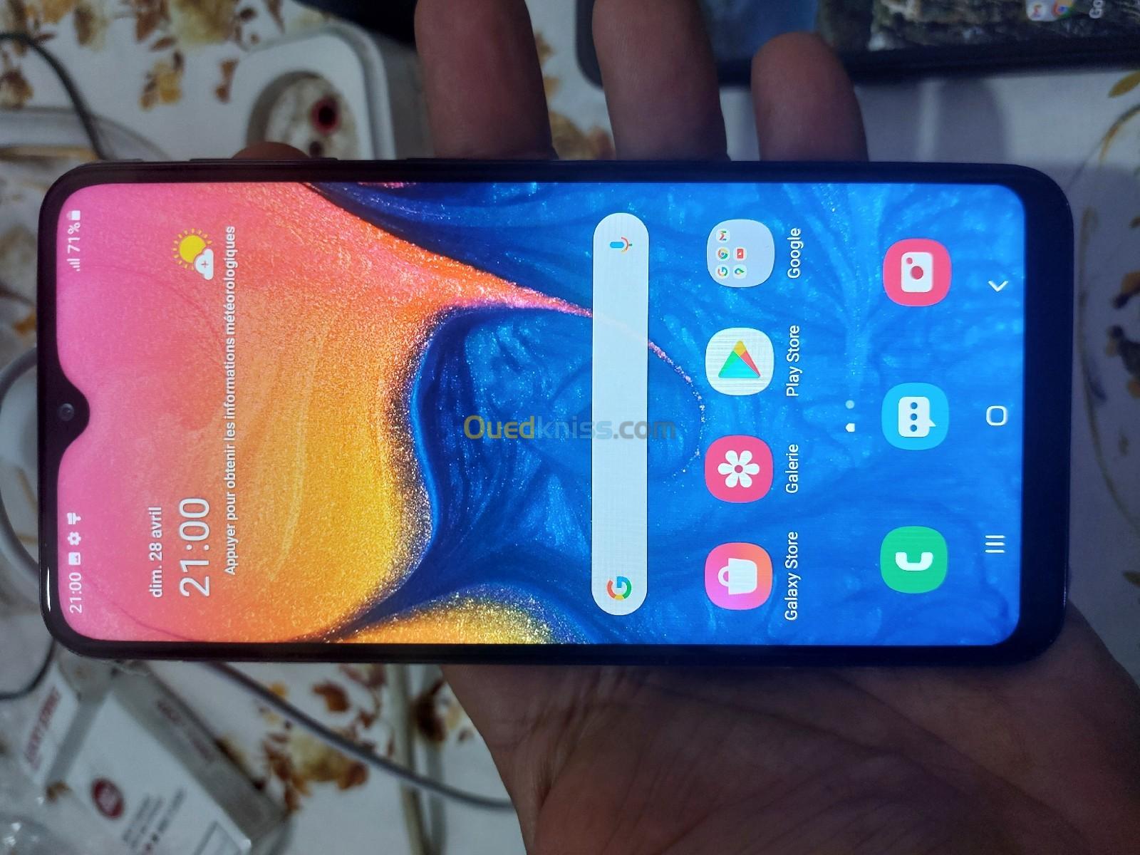 Samsung A10