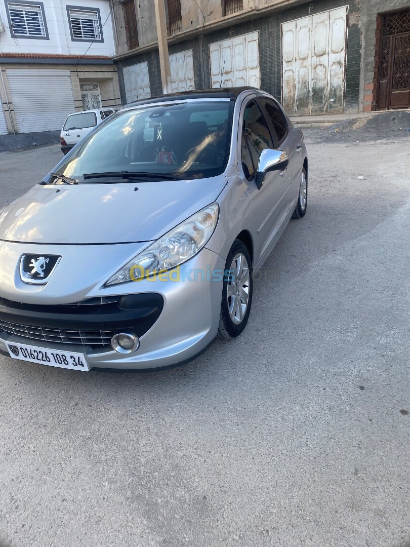 Peugeot 207 2008 Premium