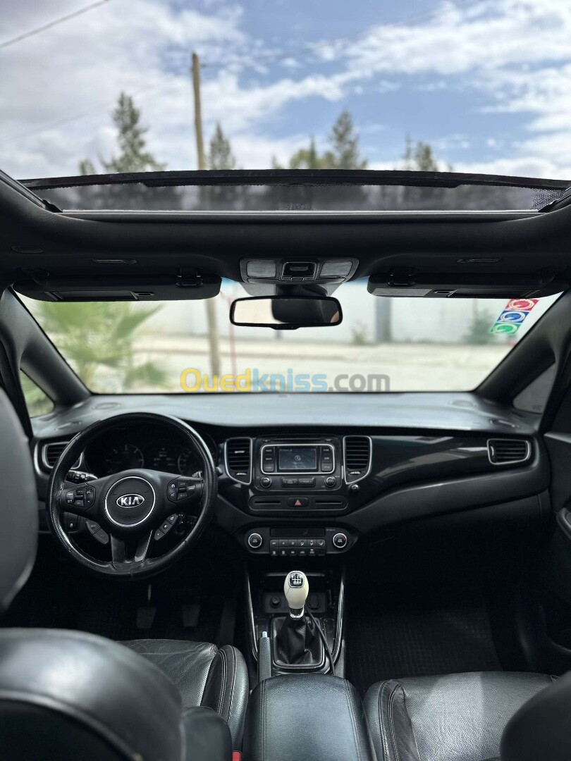 Kia Carens 2016 Luxe