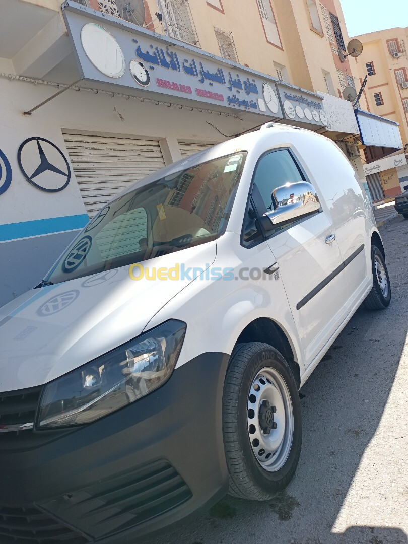 Volkswagen Caddy 2018 Fourgon