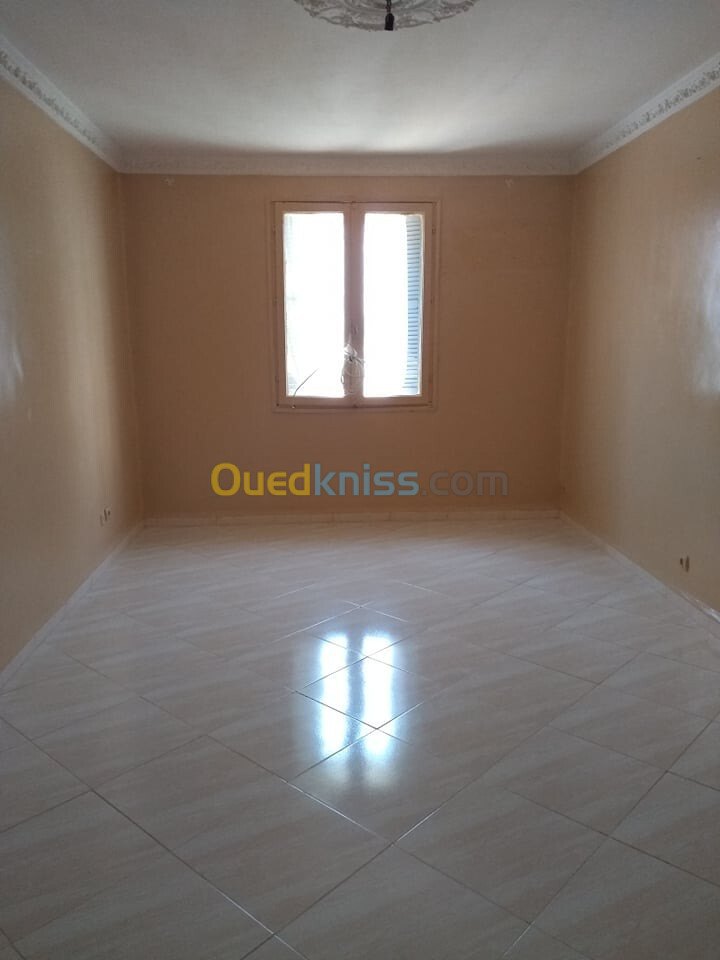 Location Appartement F3 Constantine Constantine