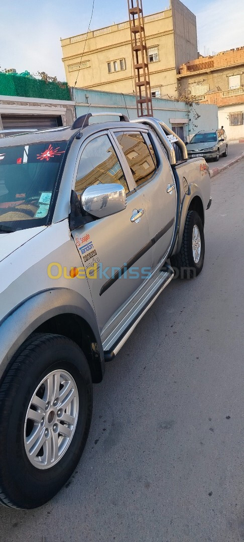 Mitsubishi L200 2008 Doube cabine Evolution