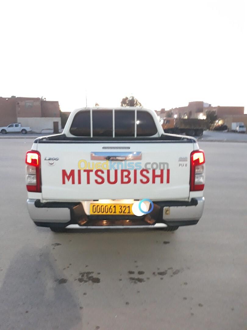 Mitsubishi L200 2021 Doube cabine Evolution