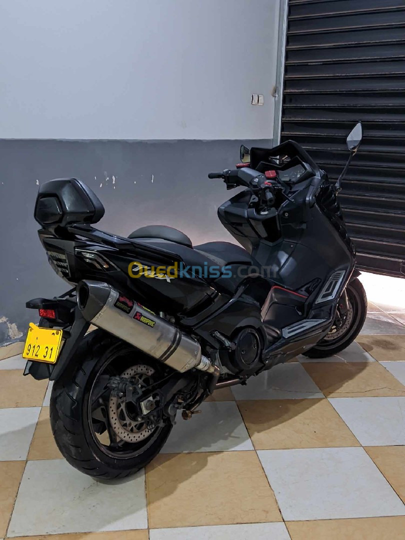 T max 530 Yamaha 2012