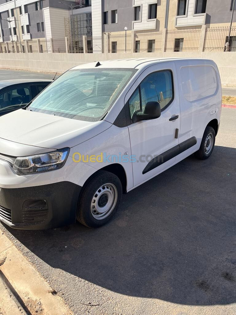 Fiat Doplo 2024 SOLO  made in bladi