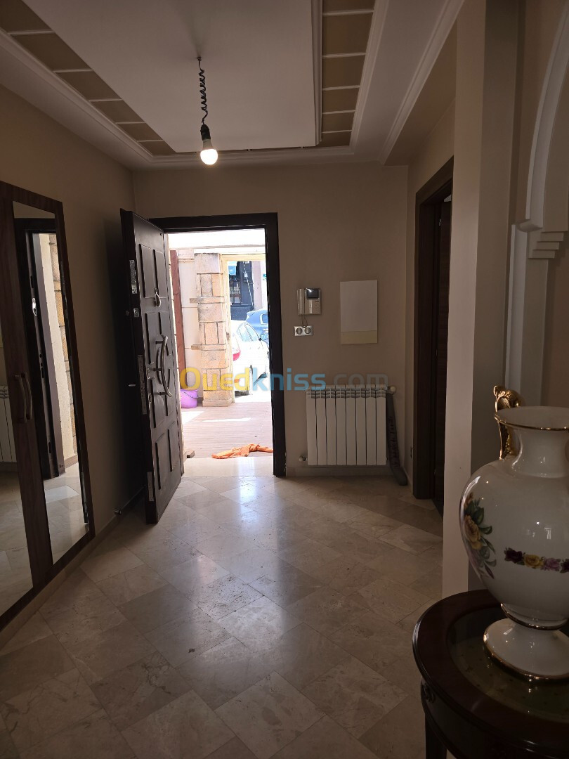 Location Appartement F3 Alger Ben aknoun