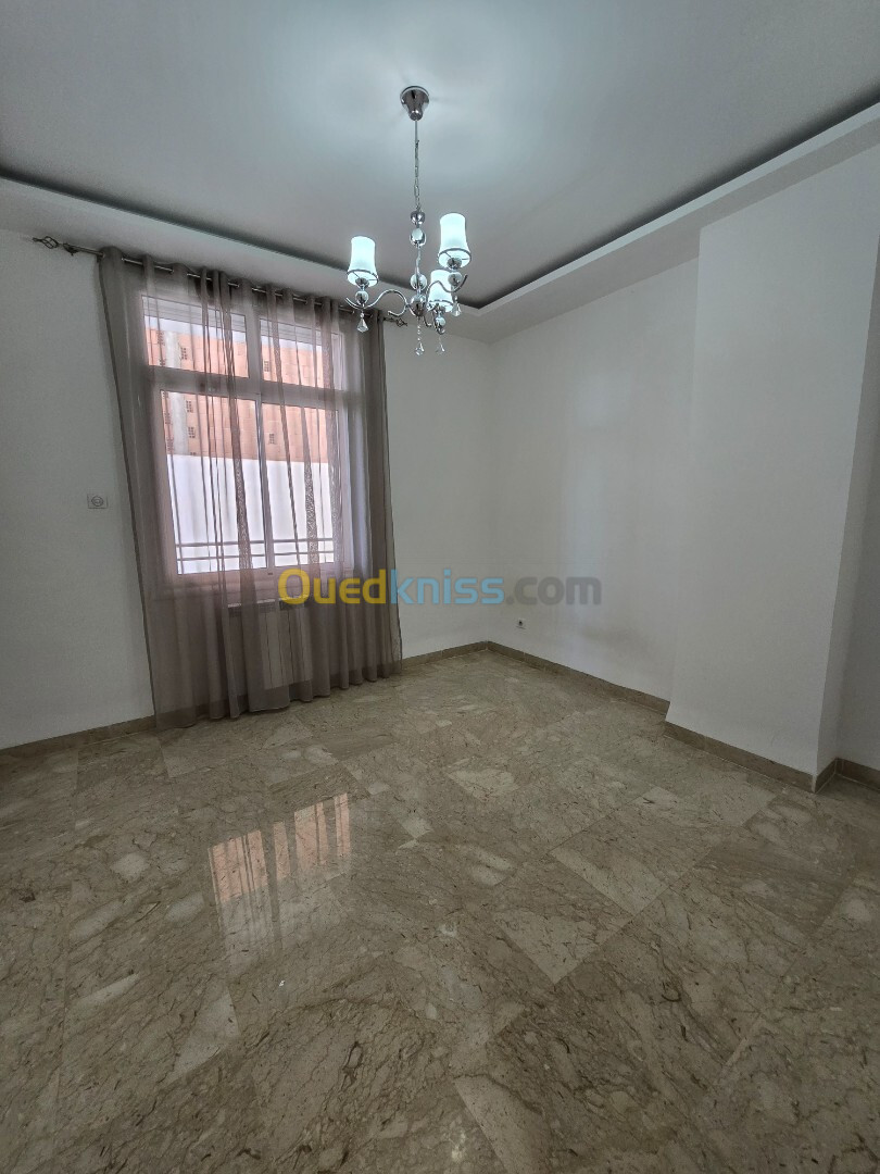 Location Appartement F5 Alger Hydra