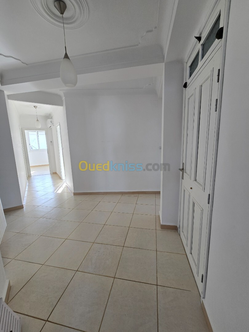 Location Appartement F4 Alger Ben aknoun