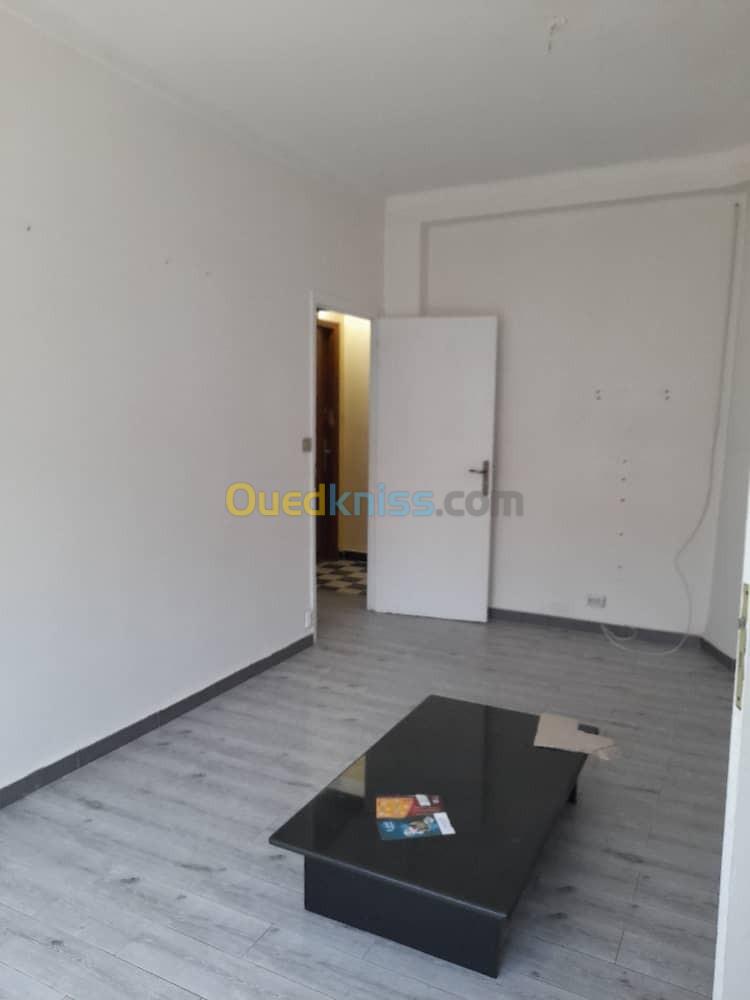 Location Appartement F2 Alger Hydra