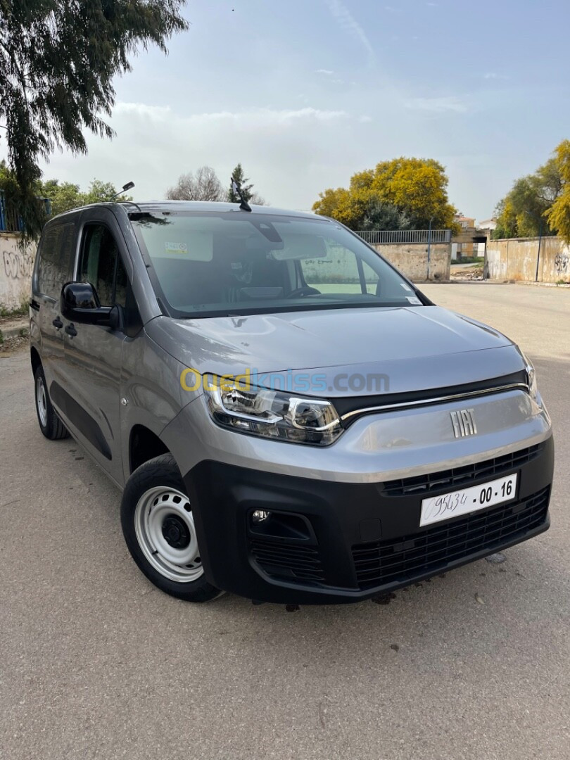 Fiat Doblo 2024 Italie