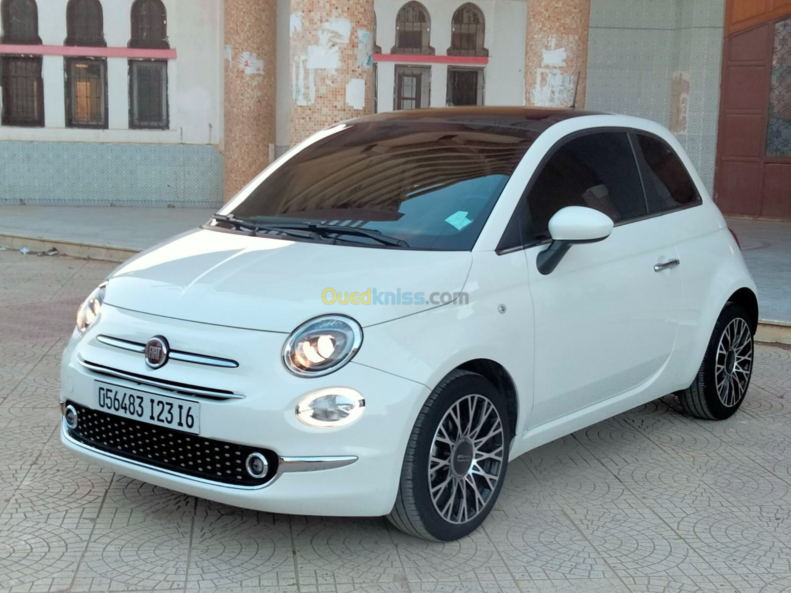 Fiat 500 2023 dolce vita