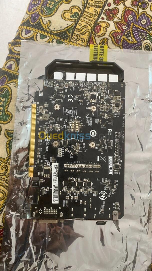 Carte Graphique GPU Gigabyte Radeon RX 460 WINDFORCE OC 4G