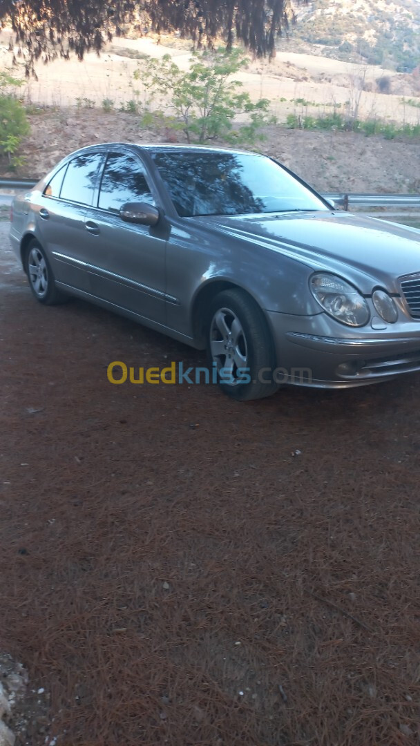 Mercedes Classe E 2005 320 v6i