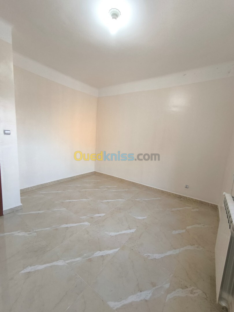 Location Appartement F5 Oran Bir el djir