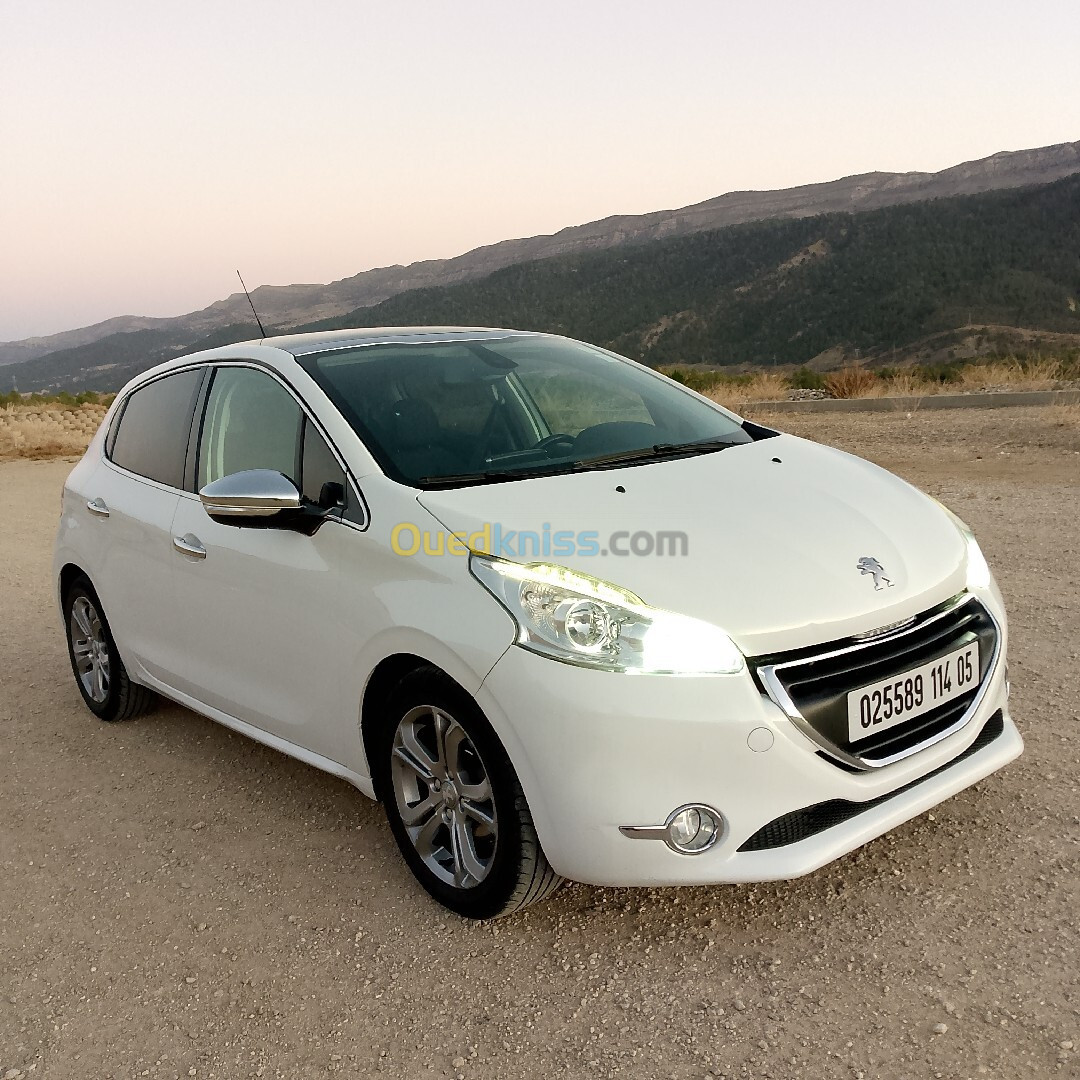 Peugeot 208 2014 Allure