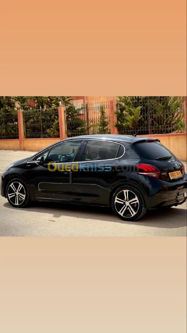 Peugeot 208 2018 GT Line