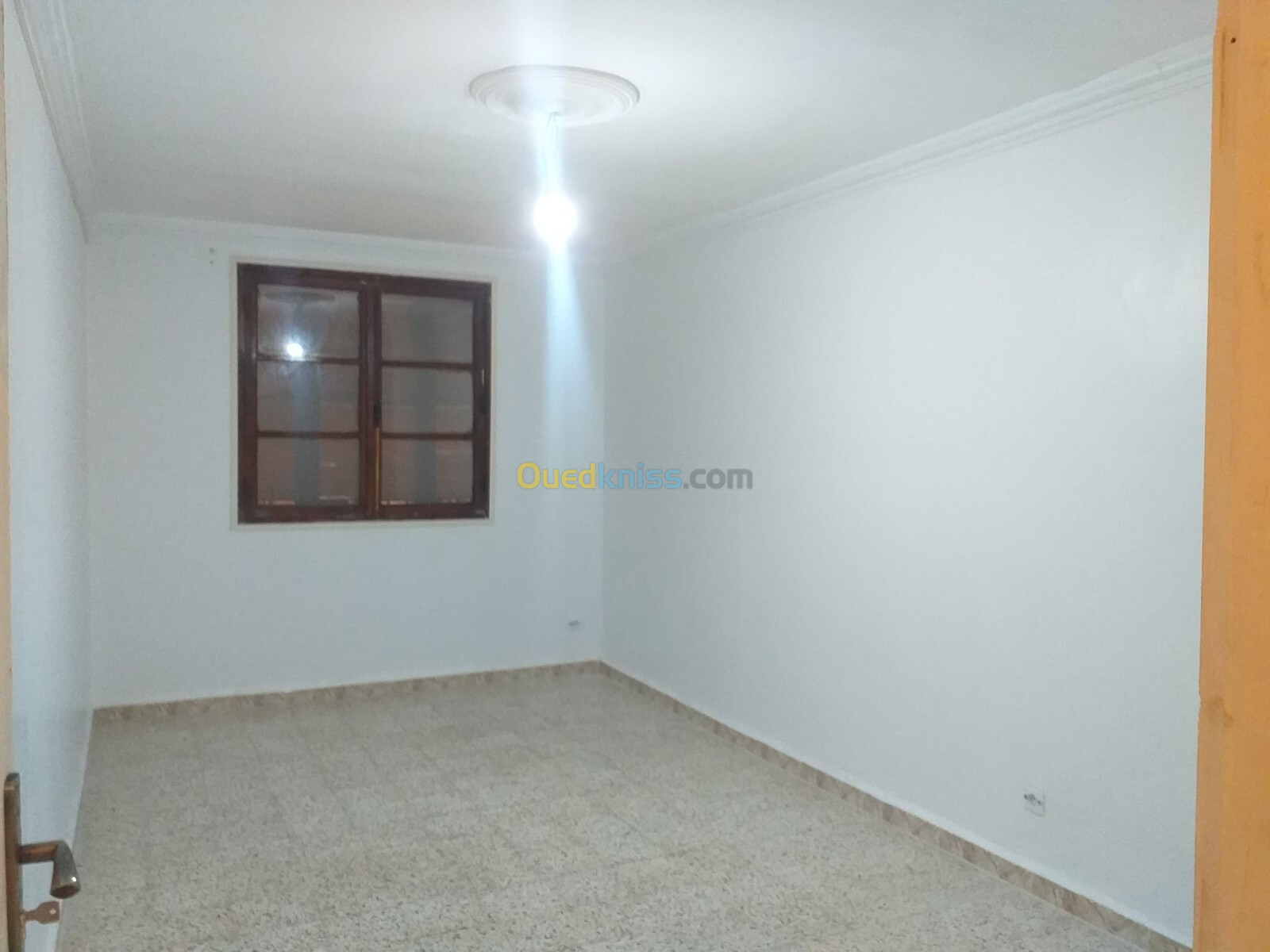 Vente Appartement F1 Tipaza Khemisti