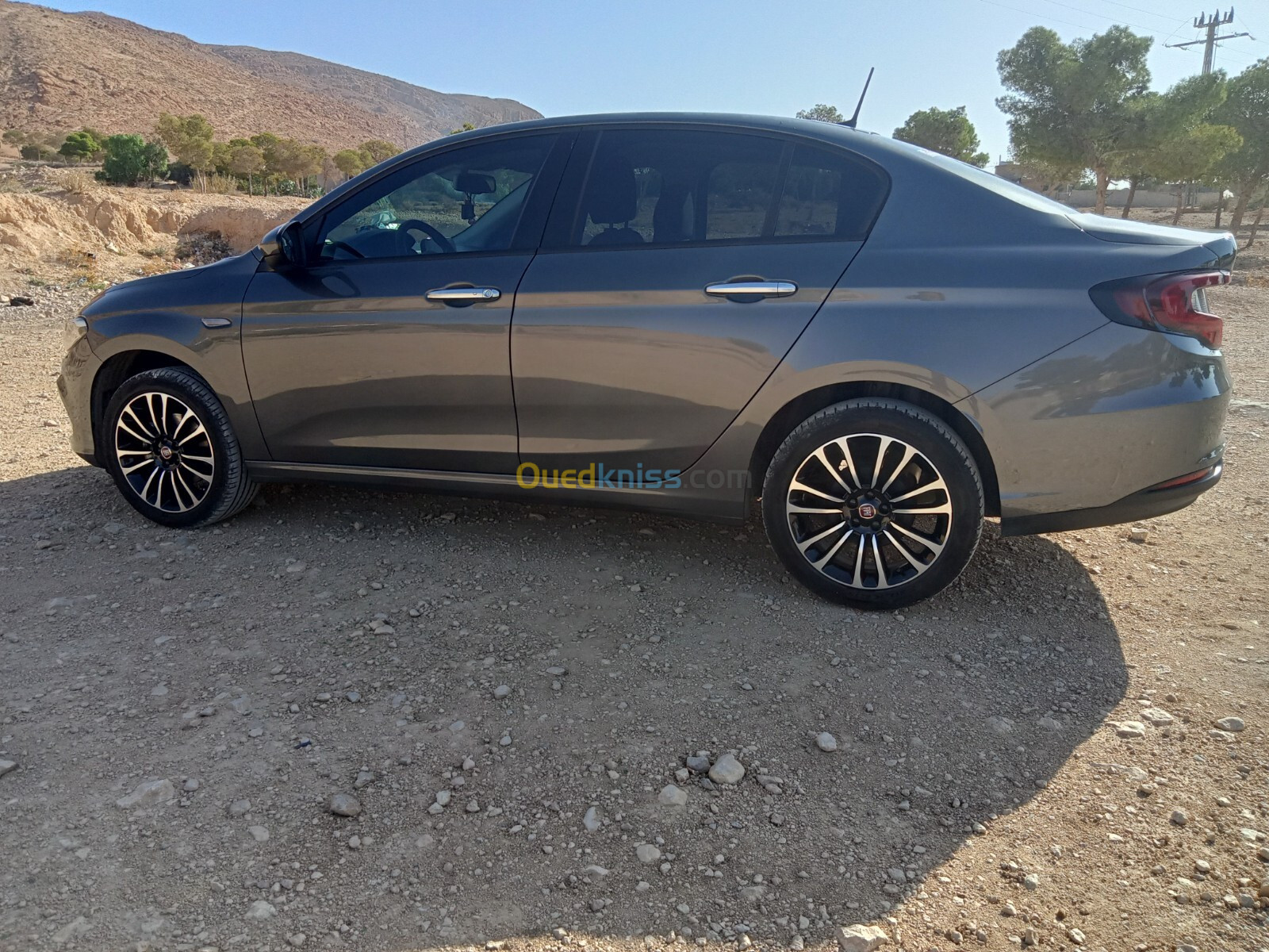 Fiat Tipo 2023 Life  0771242384