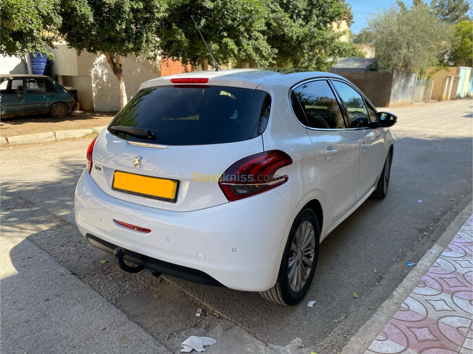 Peugeot 208 2015 Allure Facelift