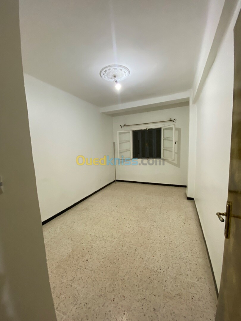 Location Appartement F3 Alger El achour