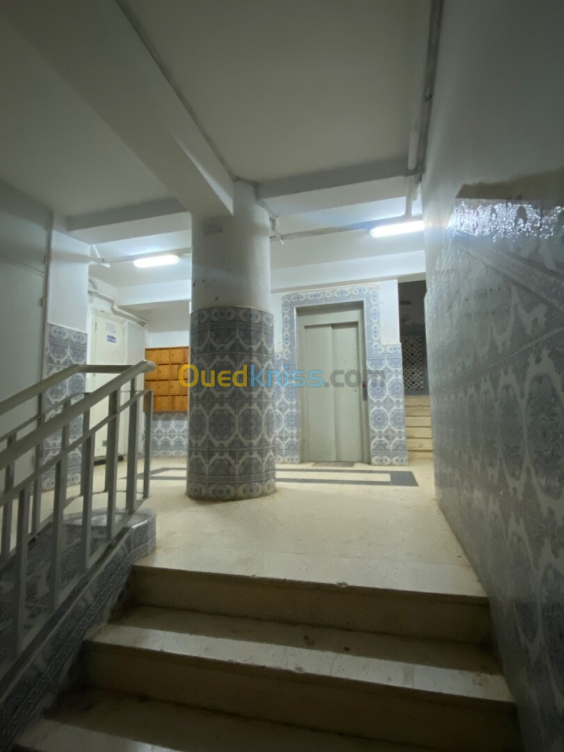 Location Appartement F3 Alger El achour