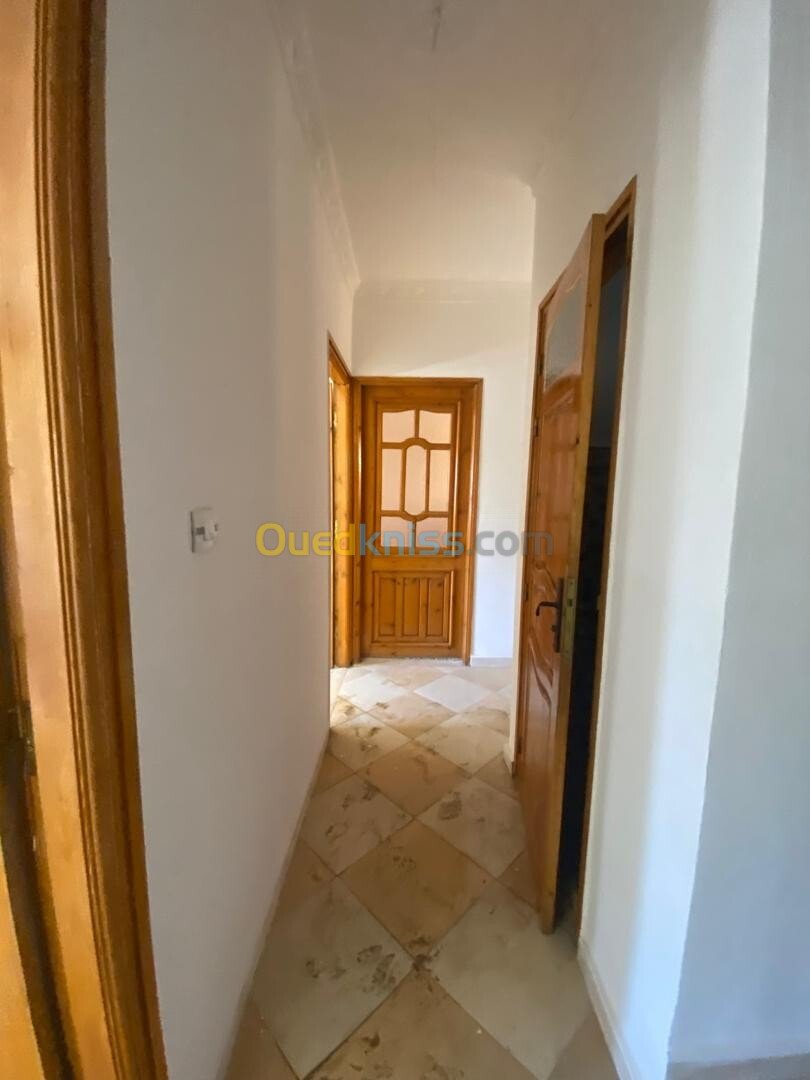 Location Niveau De Villa F3 Alger Cheraga