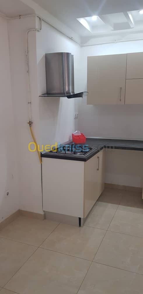 Location Appartement F4 Alger Cheraga