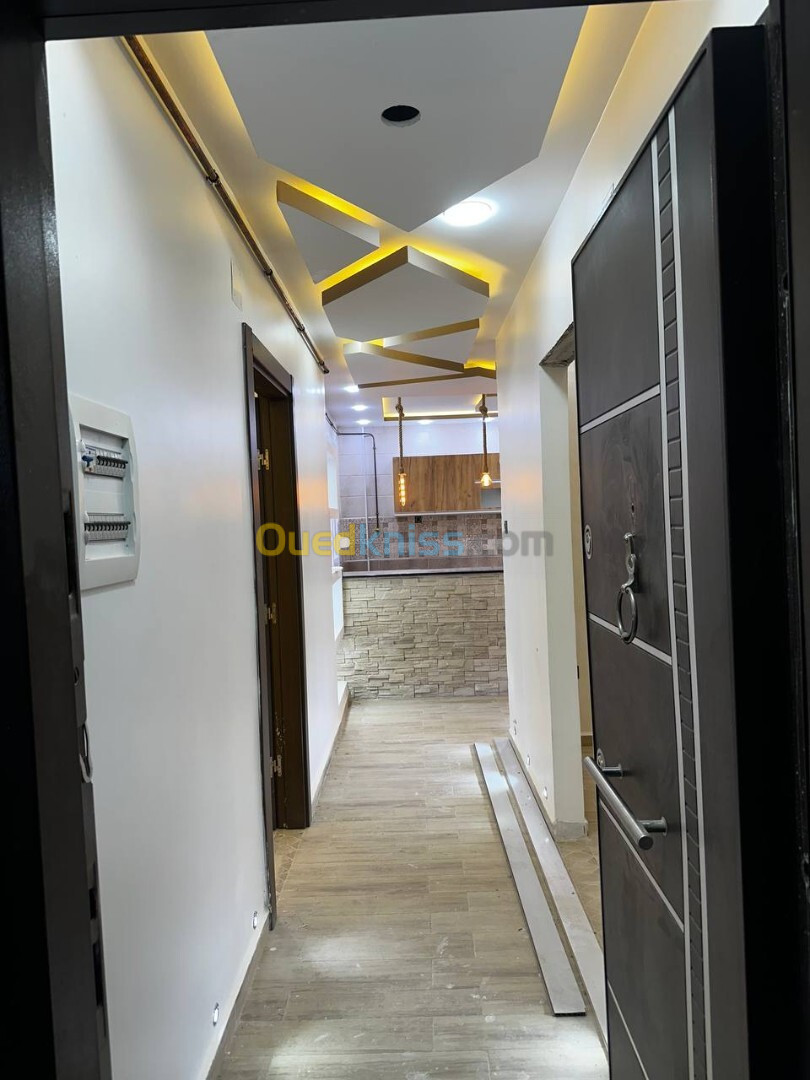 Vente Appartement F4 Alger Bordj el bahri