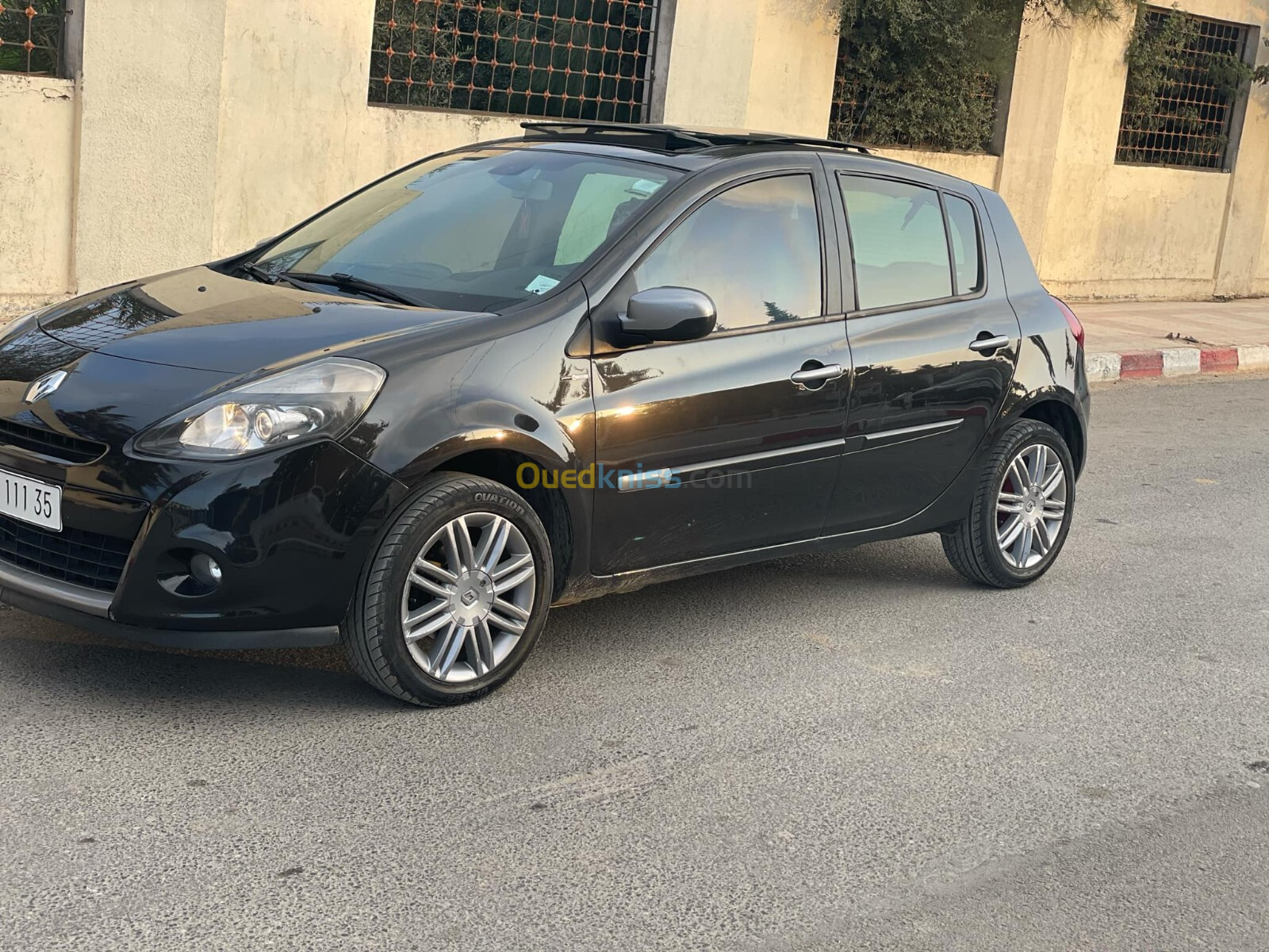 Renault Clio 3 2011 Night and Day