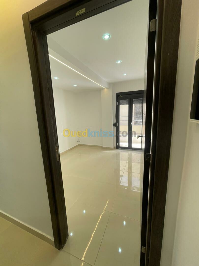 Vente Appartement F4 Alger Bordj el bahri