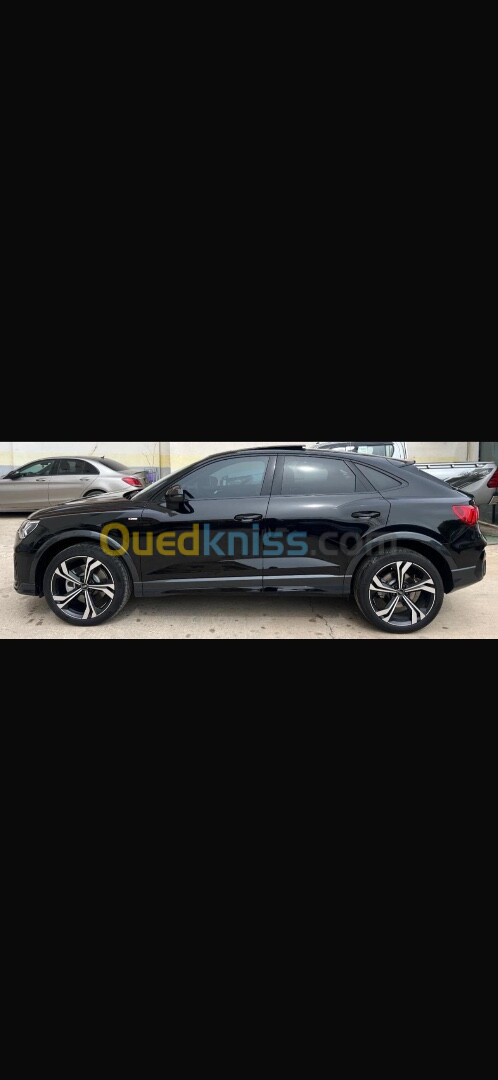 Audi Q3 2024 Black édition